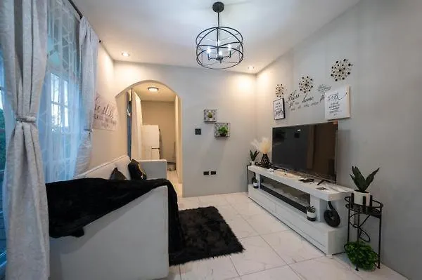 One Love Luxuray Guesthouse Montego Bay 0*,  Jamaica