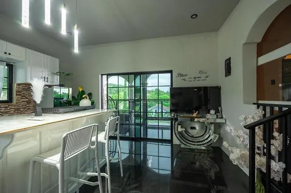 One Love Luxuray Guesthouse Montego Bay Guest house