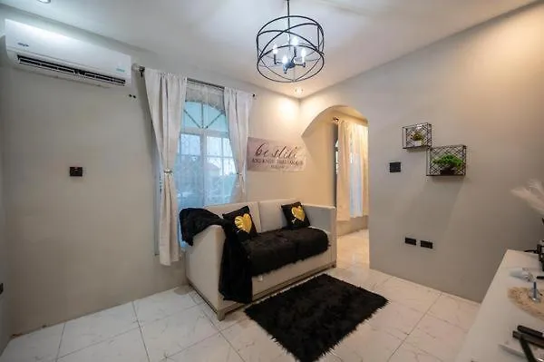 One Love Luxuray Guesthouse Montego Bay Guest house