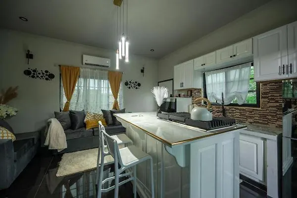 One Love Luxuray Guesthouse Montego Bay
