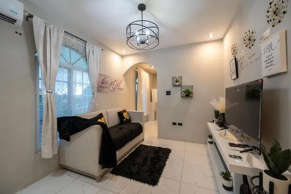 One Love Luxuray Guesthouse Montego Bay Jamaica