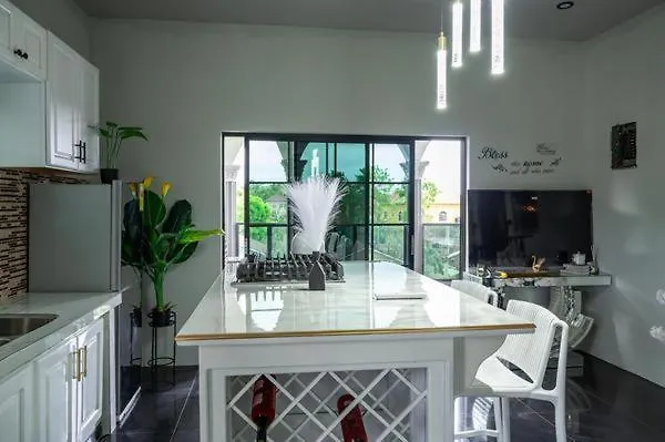 One Love Luxuray Guesthouse Montego Bay 0*,
