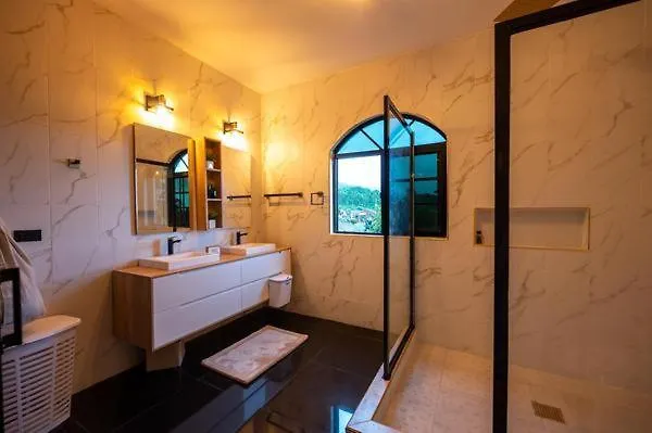 Guest house One Love Luxuray Guesthouse Montego Bay
