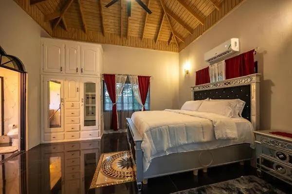 One Love Luxuray Guesthouse Montego Bay 0*,  Jamaica